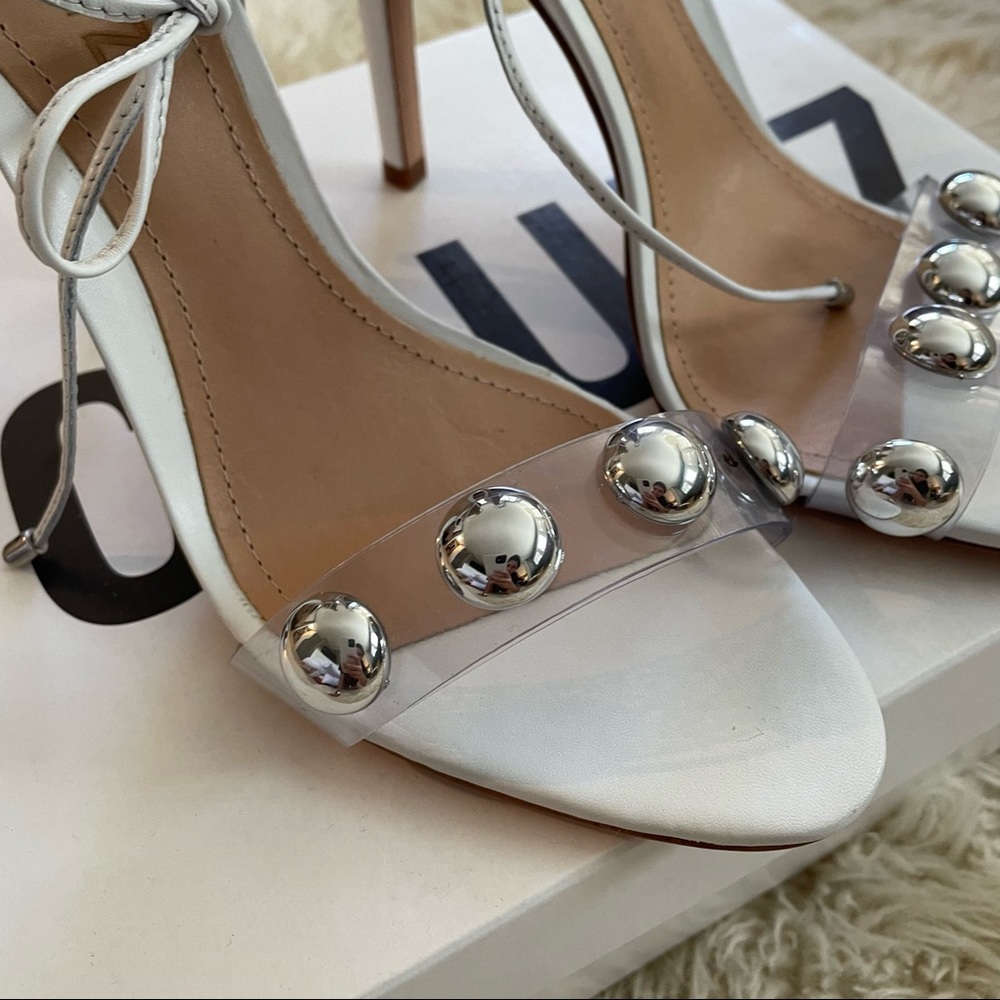 SCHUTZ ✨exclusive✨ white heels with metal balls on toes. size 8 - Picture 5 of 12